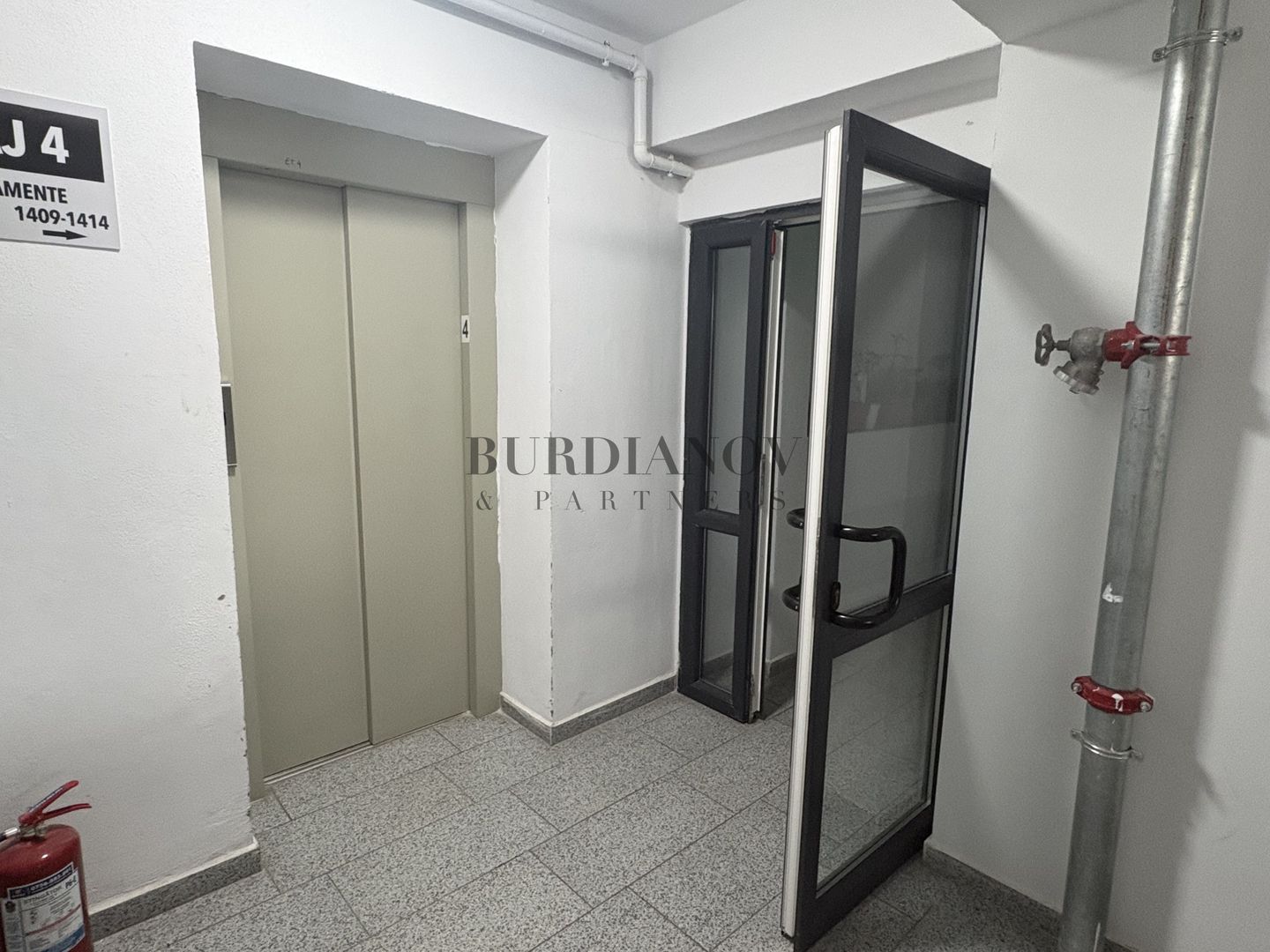 Apartament cu 2 camere + Loc de parcare -  Titan - Theodor Pallady - Poză 15