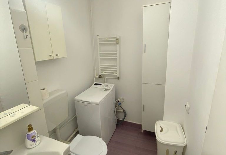 Vanzare Garsoniera 5 Minute Mall Vitan - Poză 14