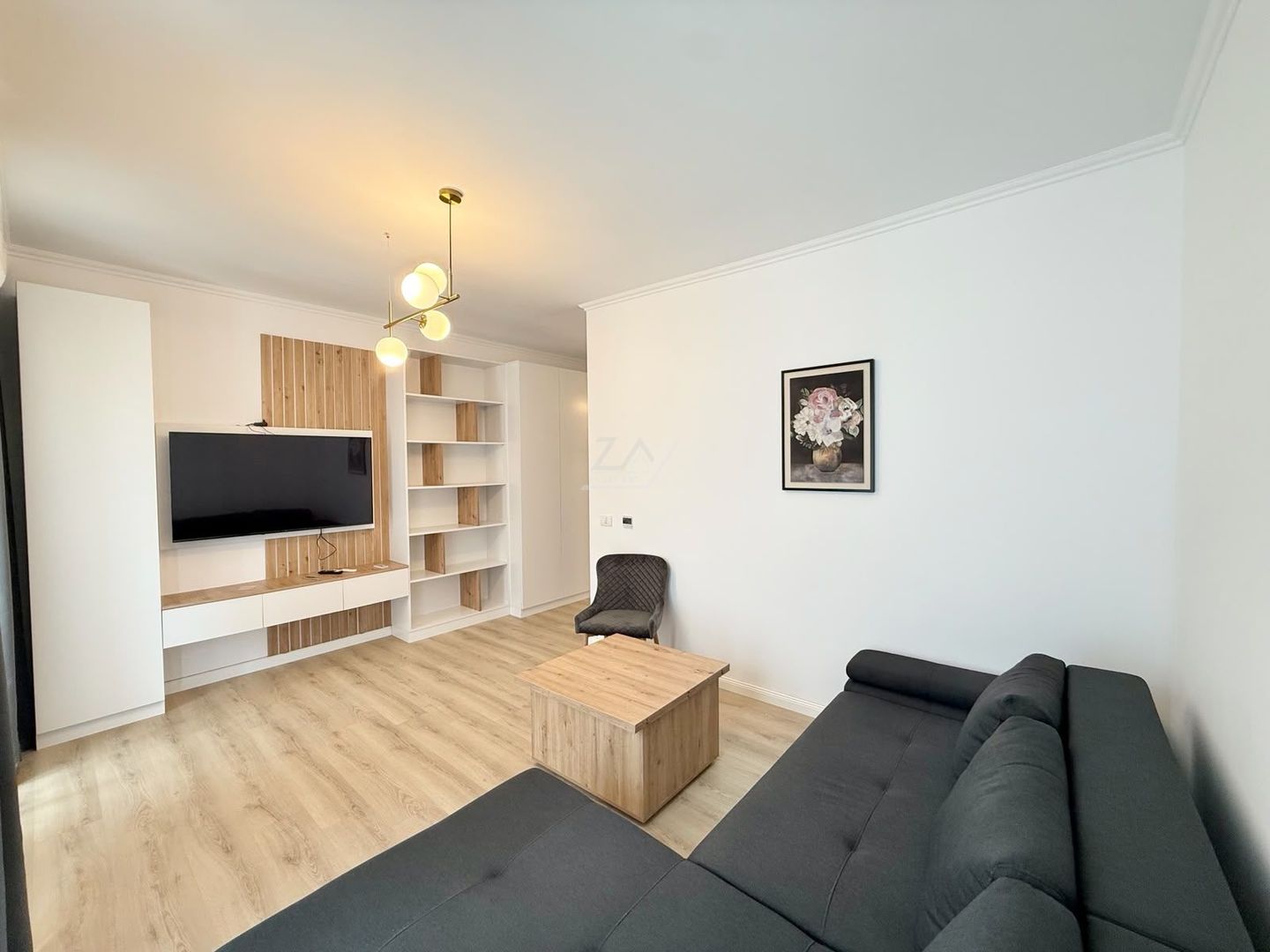 Comision 0! Mobilat si utilat complet. Bloc tip vila cu 6 apartamente si piscina - Poză 3