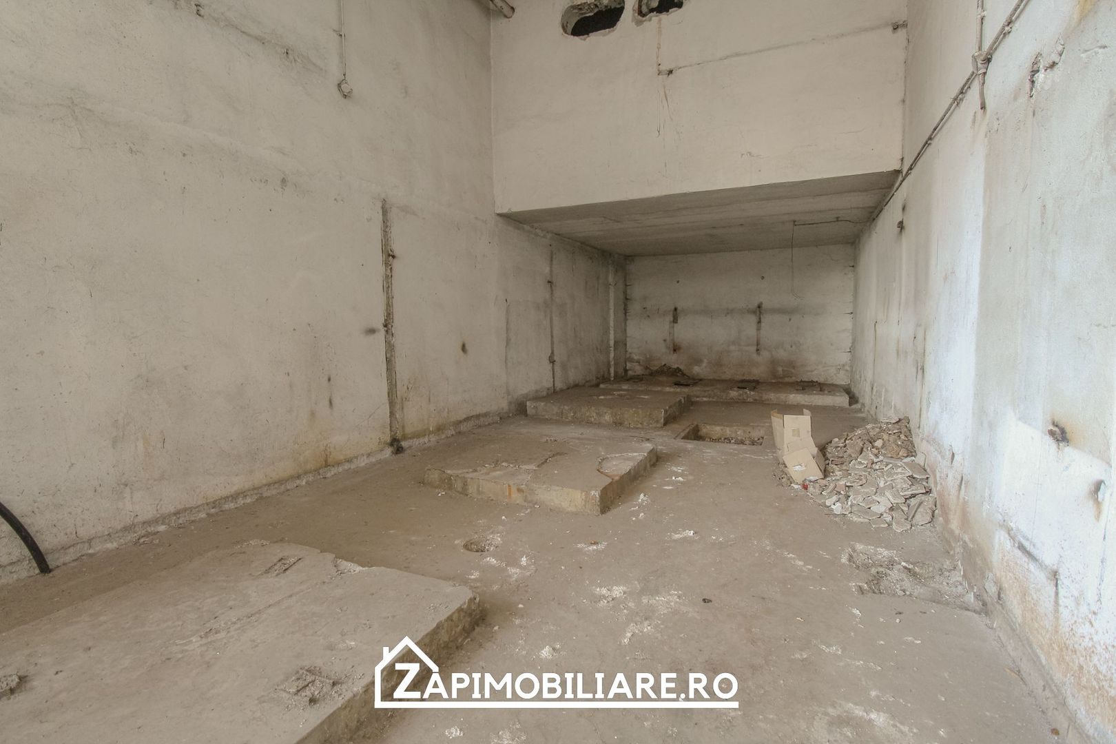 Cladire 3 nivele 529 mp utili - zona Poli 2 - - Poză 5