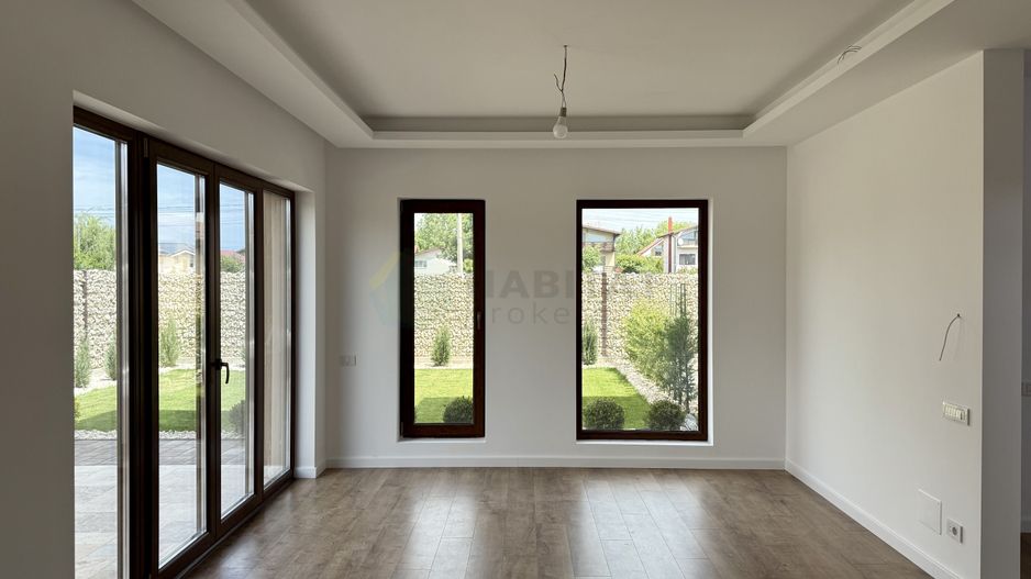 Vila Individuala 4 camere Lacul Pasarea - Poză 2