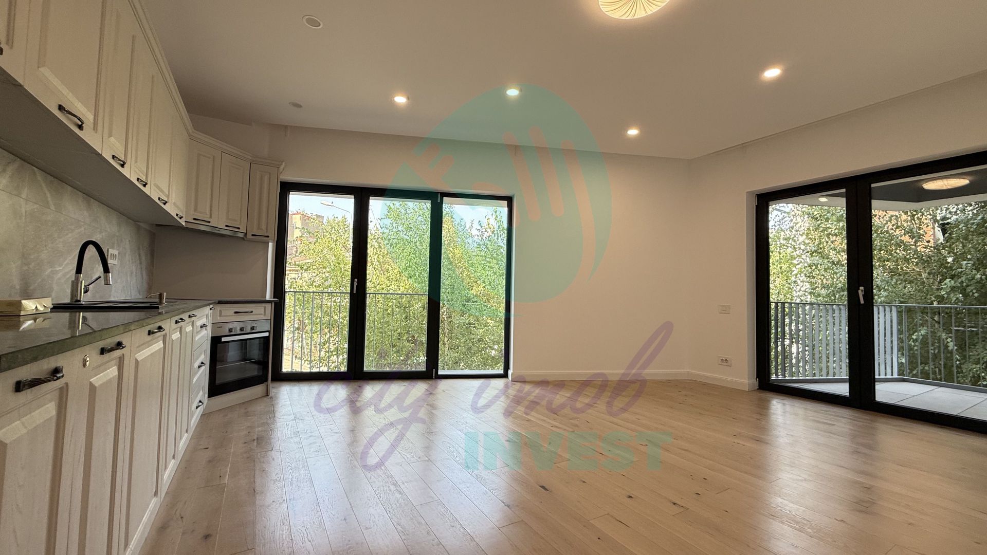 Apartament modern | Universitate | Terasă | Ideal locuință, cabinet sau birou - Poză 2