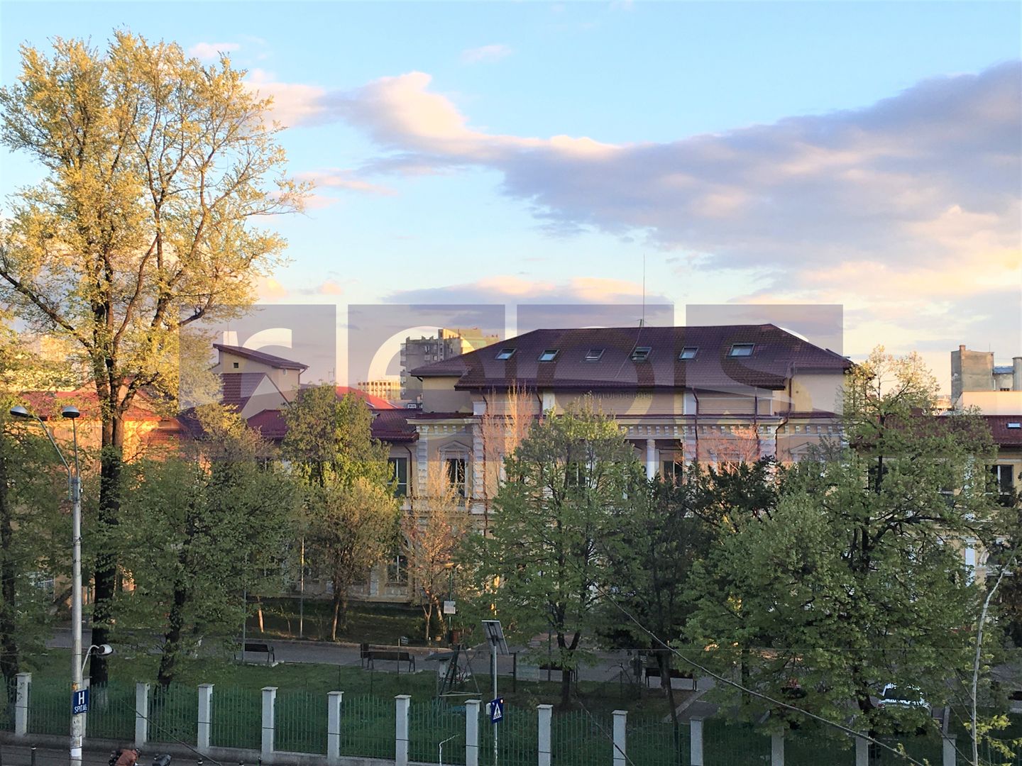 VANZARE APARTAMENT 2 CAMERE DECOMANDAT | ZONA VICTORIEI - Poză 11