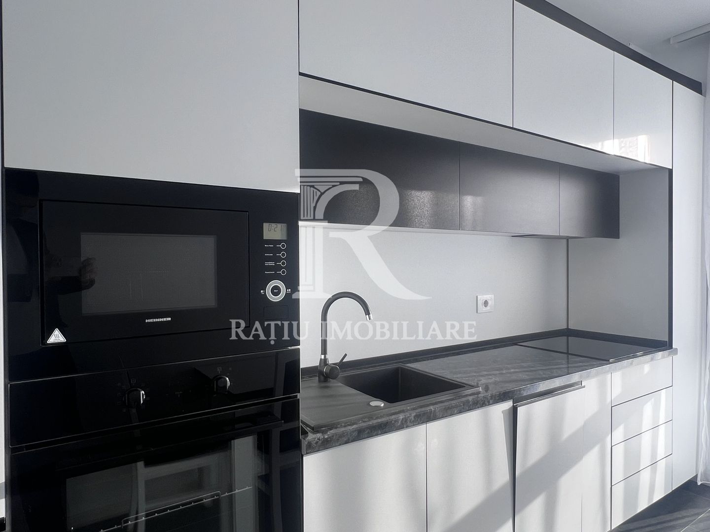 Apartament cu 2 camere | Parcare Supraterana | Prima Urbana | Oradea - Poză 7