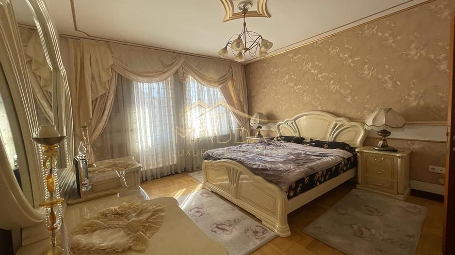 Vila superba**8 camere** Teren 1300 mp**Sauna +Piscina//Pipera - Poză 14