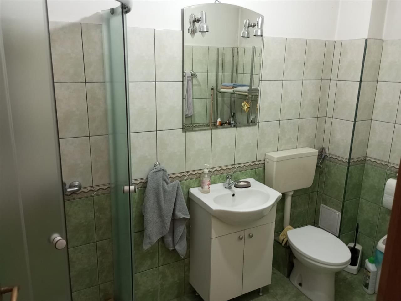 de vanzare casa mare  zona Brancoveanu suprafata utile 350 mp - Poză 11