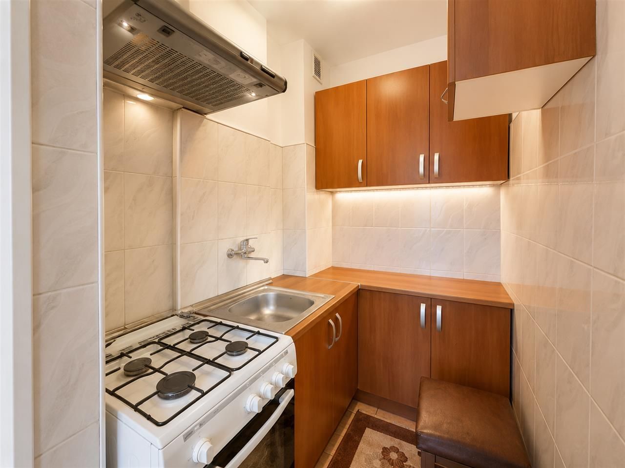 Apartament pe 2 camere cu potential, langa UMF, zona Ady Endre, Targu Mures - Poză 2