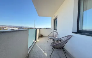 Apartament 3 camere, 2 balcoare, Calea Surii Mici - Poză 12