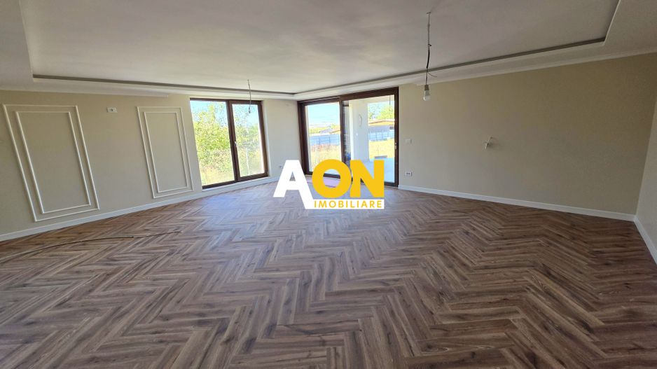 Casa premium la cheie, 4 camere, 1477 mp teren, Ciugud - Poză 4