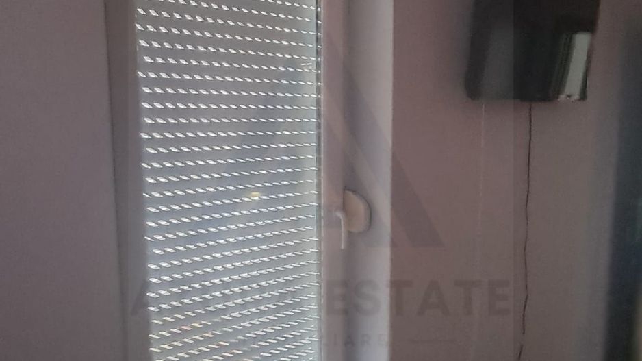 închiriez ap 2 camere - Poză 5