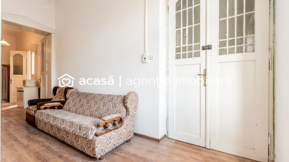 VANDUT! 2 apartamente unificate, B-dul Revoluției, Arad. Etajul 1 - Poză 4