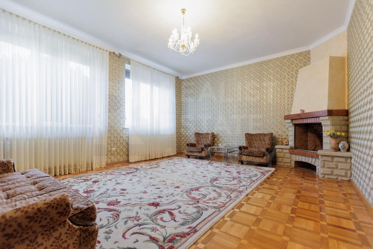 Chirie, casă, 3 nivele, 5 camere, Mihail Berezovschi, Telecentru - Poză 3