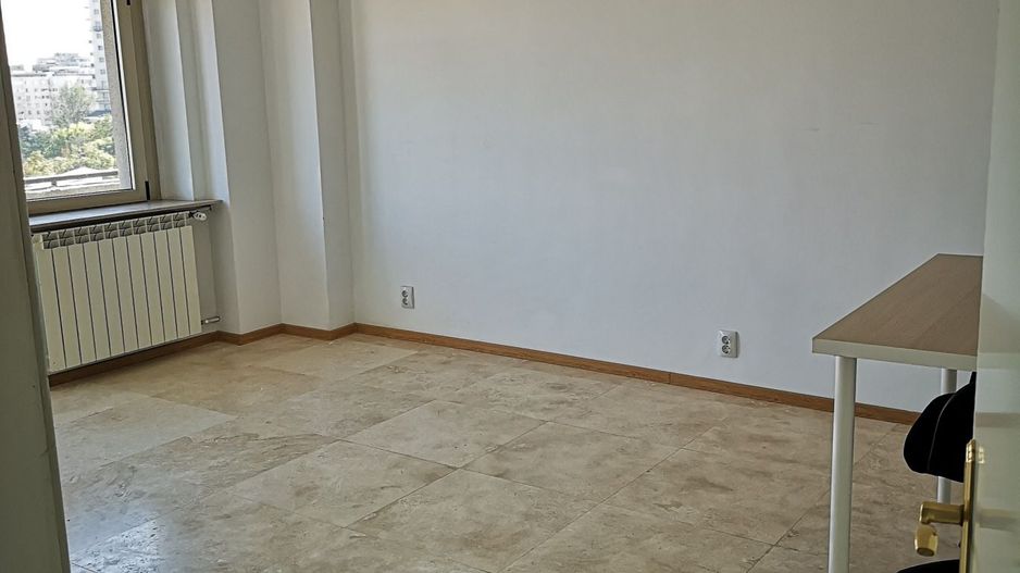 Birou Piata Alba Iulia - Poză 14