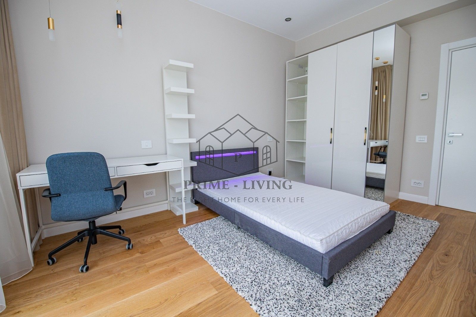 VILA CU 4 DORMITOARE SI PISCINA PRIVATA LA INCHIRIERE IN IANCU NICOLAE - Poză 12