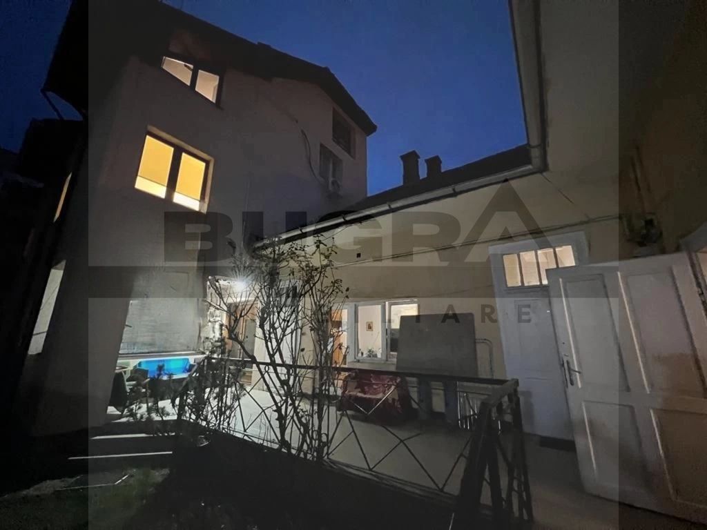 Casa cu 3 camere de vanzare, Andrei Muresanu - Poză 1
