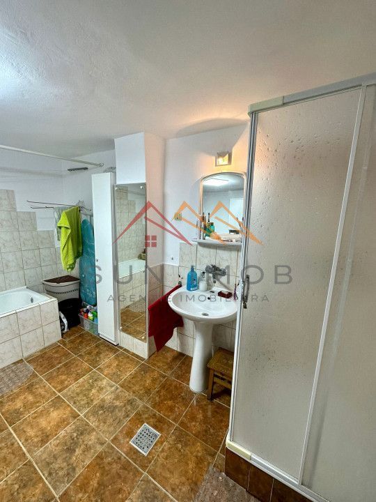 Casa 3 camere, central, mobilata, utilata, Campina, Prahova - Poză 16