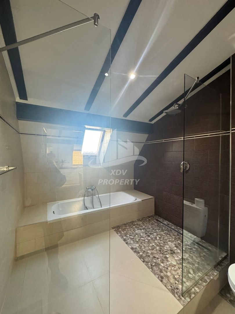 Apartament  la vila ,  3 camere , Sibiu / Comosion 0 - Poză 7