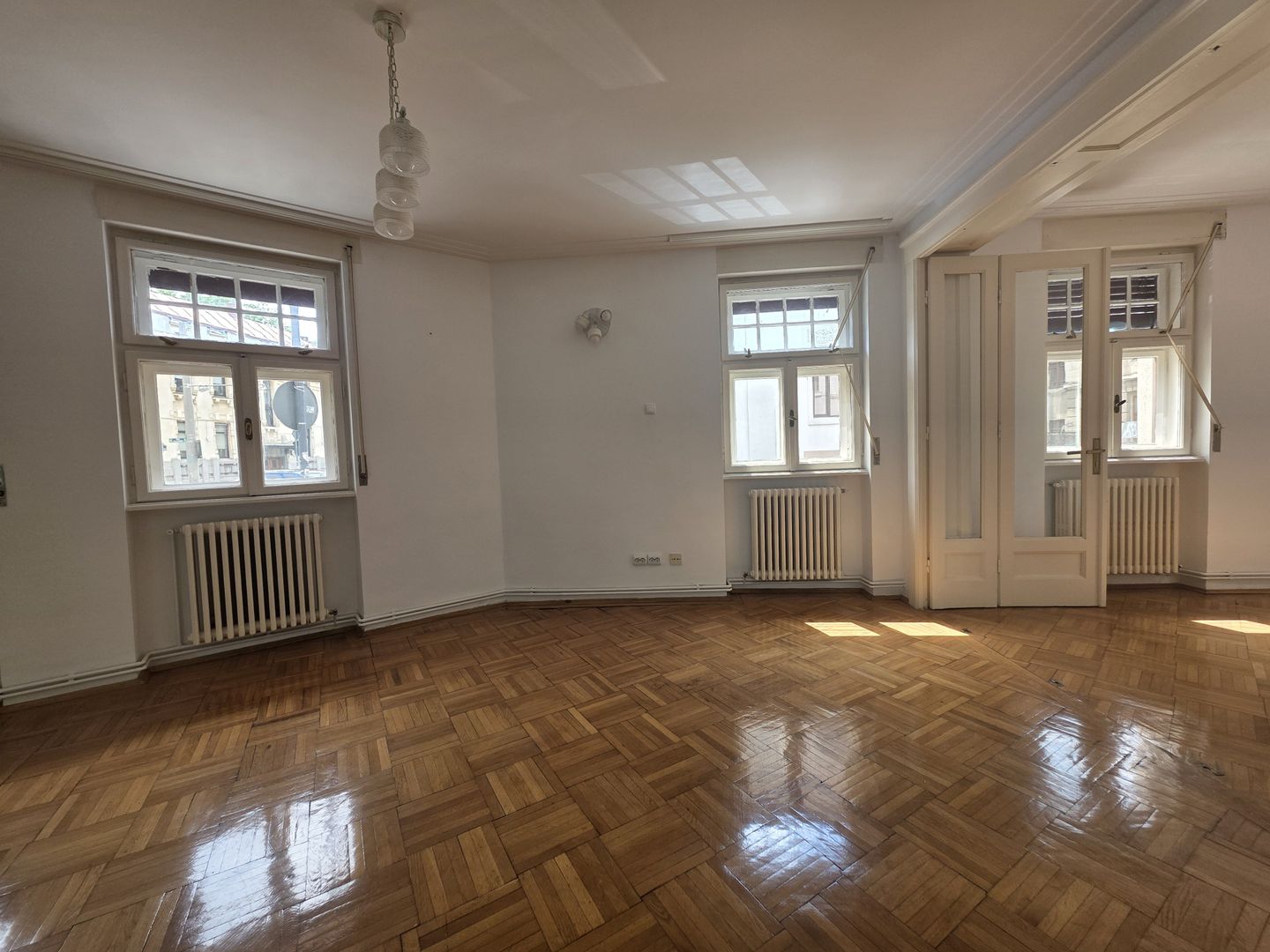 Apartament 4 camere de inchirat Armenasca Romana - Poză 18