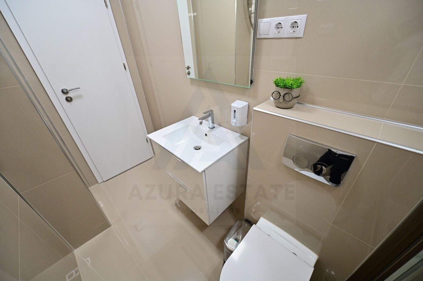 Apartament modern 3 camere 76 mp etaj 4/8 lift zona Doamna Stanca - Poză 15