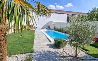 Vila spatioasa cu piscina - Dumbravita/Padurea Verde - Poză 40