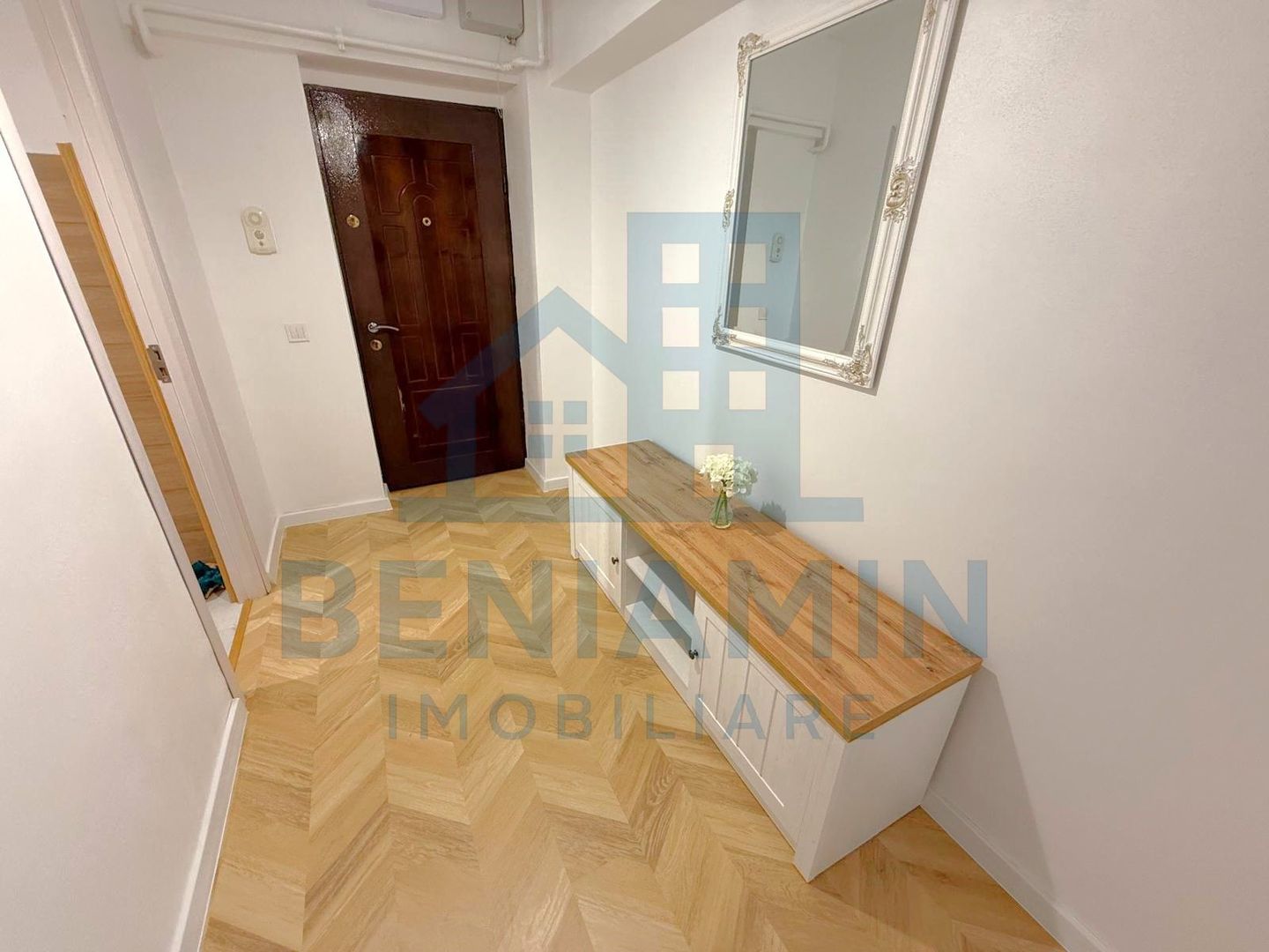 3 Decomandate-Ultracentral-Mobilat-Utilat-Centrala termica- Parcare - Poză 8