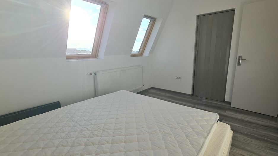 Casa finalizata intabulata mobilata in Cartier Izvor Tarlungeni Brasov - Poză 16