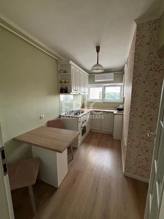 Chirie 2 camere, Modern, Decomandat, Zona Poli II - Poză 5