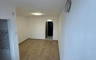 BRASADAS vinde garsoniera pe Ostrovului la etajul 4/4. - Poză 2