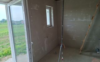 CASA NOUA IN GRI DE VANZARE - Poză 7