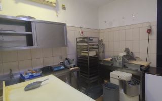 Spatiu comercial (cafenea) de inchiriat in zona Dacia - Poză 3