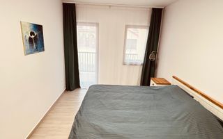 Apartament Spațios Curte Proprie Cristian - Poză 8