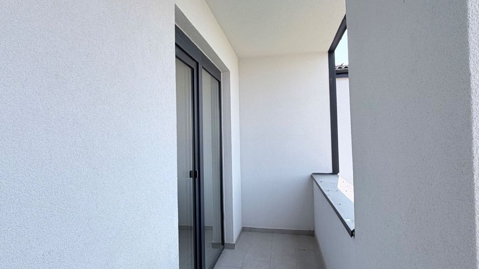 APARTAMENT CU TERASA - Poză 6