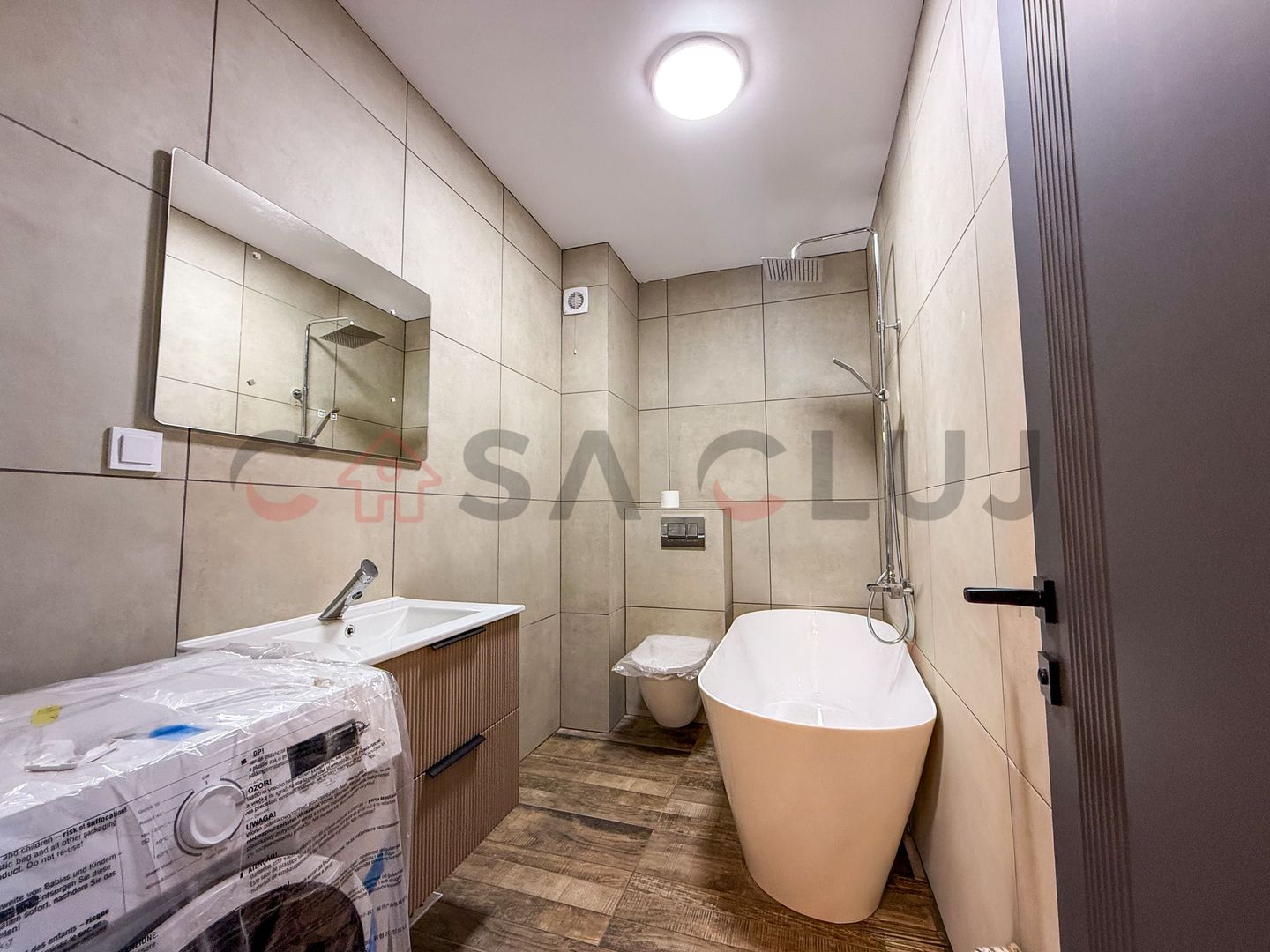Apartament la cheie,bloc nou, 3 camere, 2 bai, zona Pod Ira - Poză 5