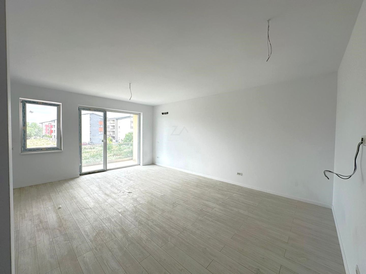 Drumul Boilor - Lidl. Etaj 1. 2 bai. 2 locuri parcare. - Poză 1