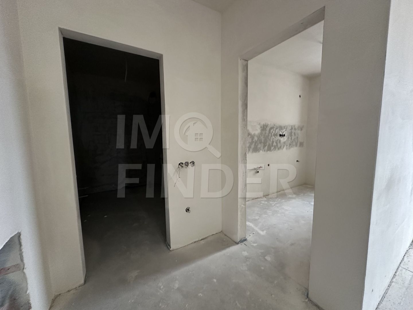 Vanzare apartament 3 camere 71 mp utili plus balcon , etaj 1 - Poză 4