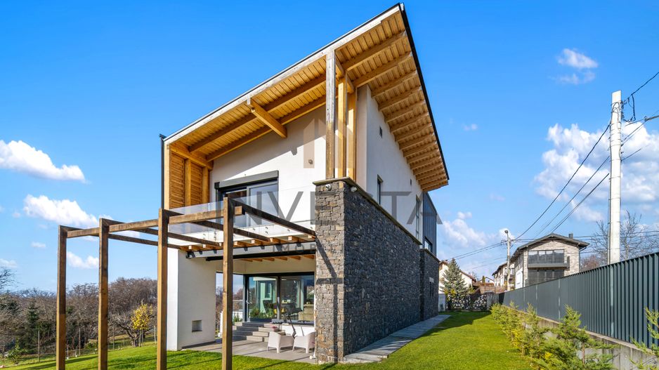 Vila de lux cu panorama spre natura! - Poză 24