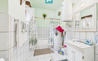 Casă cu 6 camere în Sânicolau Mare Timiș - Poză 10