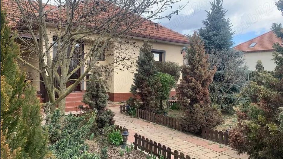 BRASADAS vinde casa cu 3 cam teren 770mp in Lazuri. - Poză 1