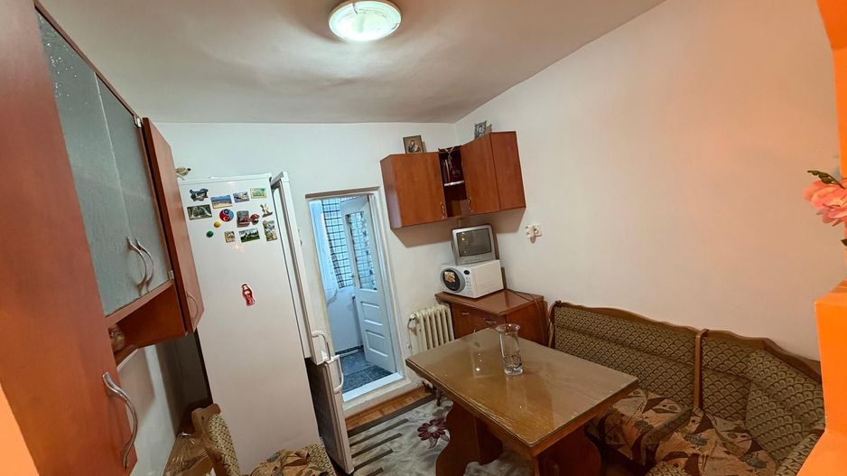 AP. 2 CAMERE- CENTRALA, PARCARE, BUCATARIE INCHISA, MOBILAT, COMIS 0% - Poză 4