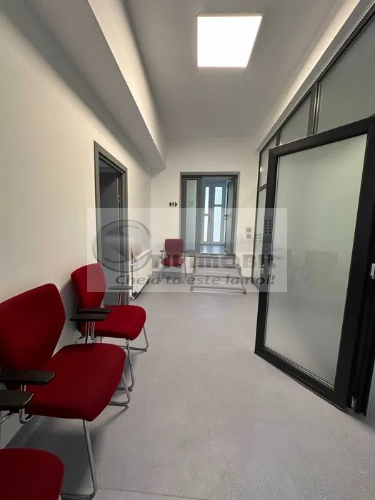 Spatiu comercial 4 camere 115mp  Central - Bolta Rece - Poză 2
