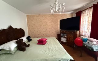 Casă de vânzare - 2 corpuri – zona Mega Mall -  Vatra Luminoasa - Monza - Poză 16