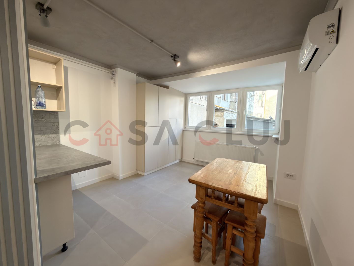 La Cheie, Manastur, Piata Flora!! - Poză 7