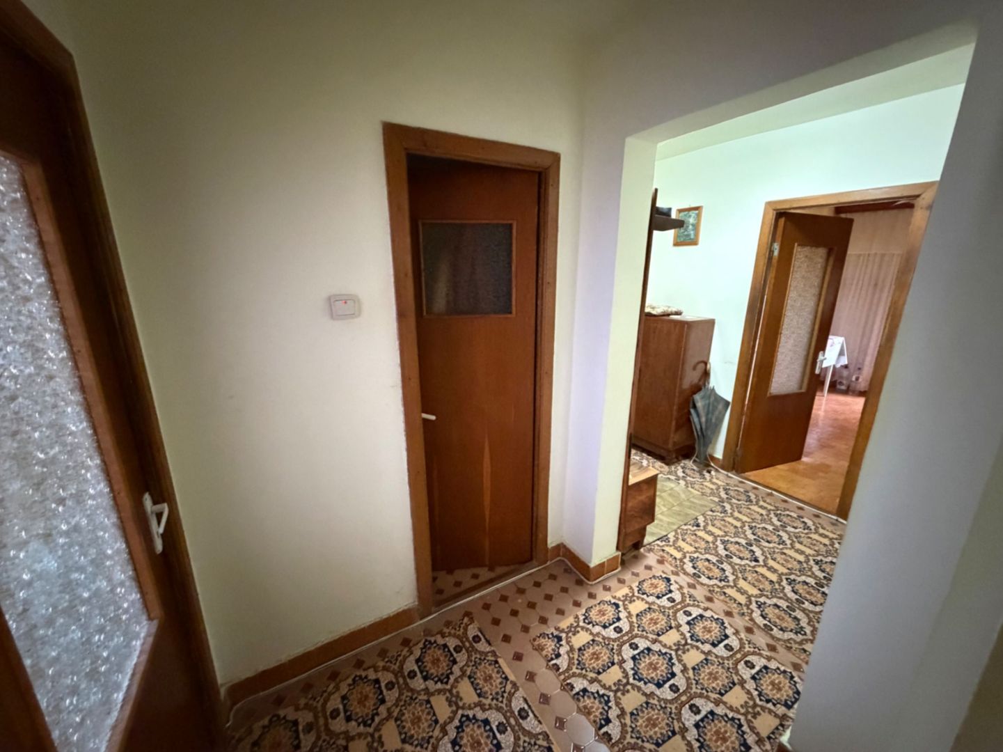 Apartament 3 camere, etaj 2 - Cugir - Poză 7