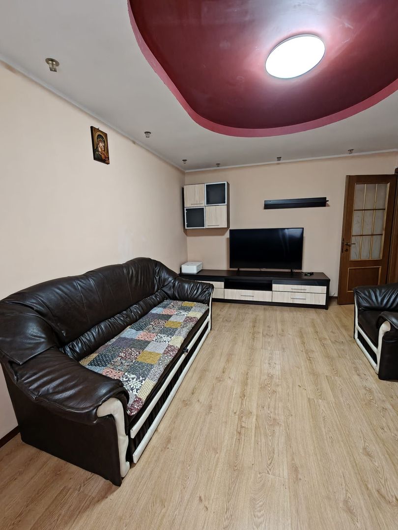 De închiriat: apartament 3 camere Militari - Uverturii - Mărgelelor - Poză 1