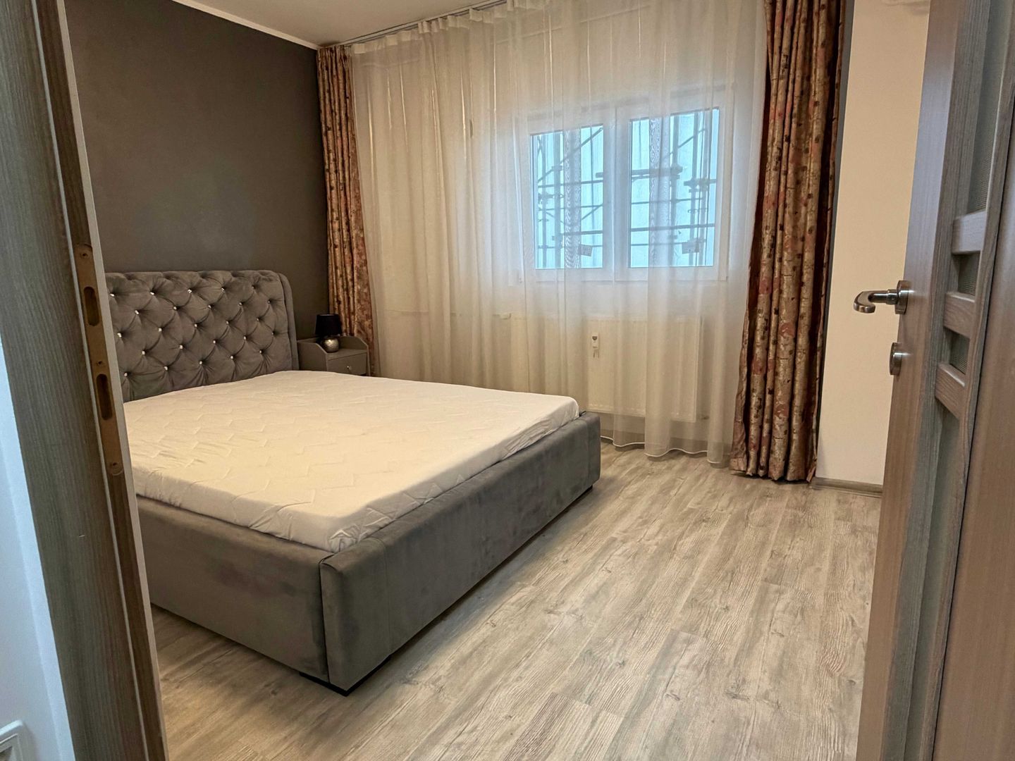 Apartament  2  Camere Metrou Piata Sudului Parc Tineretului Delta Vacaresti L343 - Poză 1
