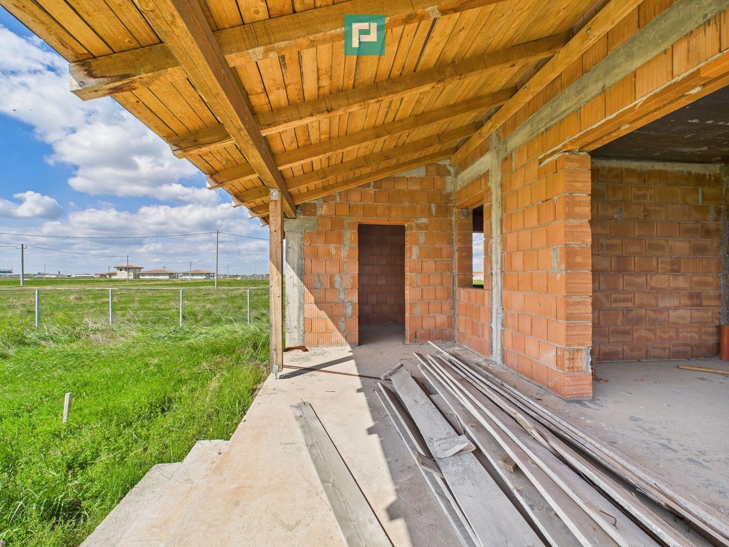 Casă la roșu, teren 600 mp, în Săcălaz - Poză 10