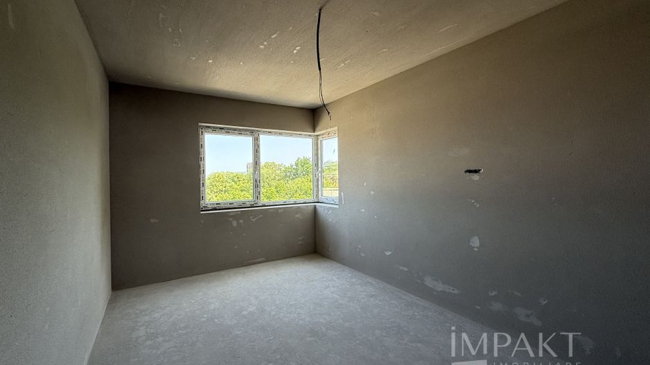 Case cuplate la liziera padurii , ideale pentru 2 familii ! - Poză 22