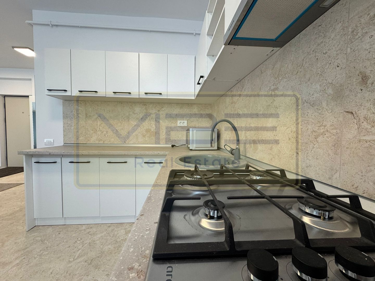 Garsoniera noua cu parcare si boxa Cartierul Zorilor - Poză 11