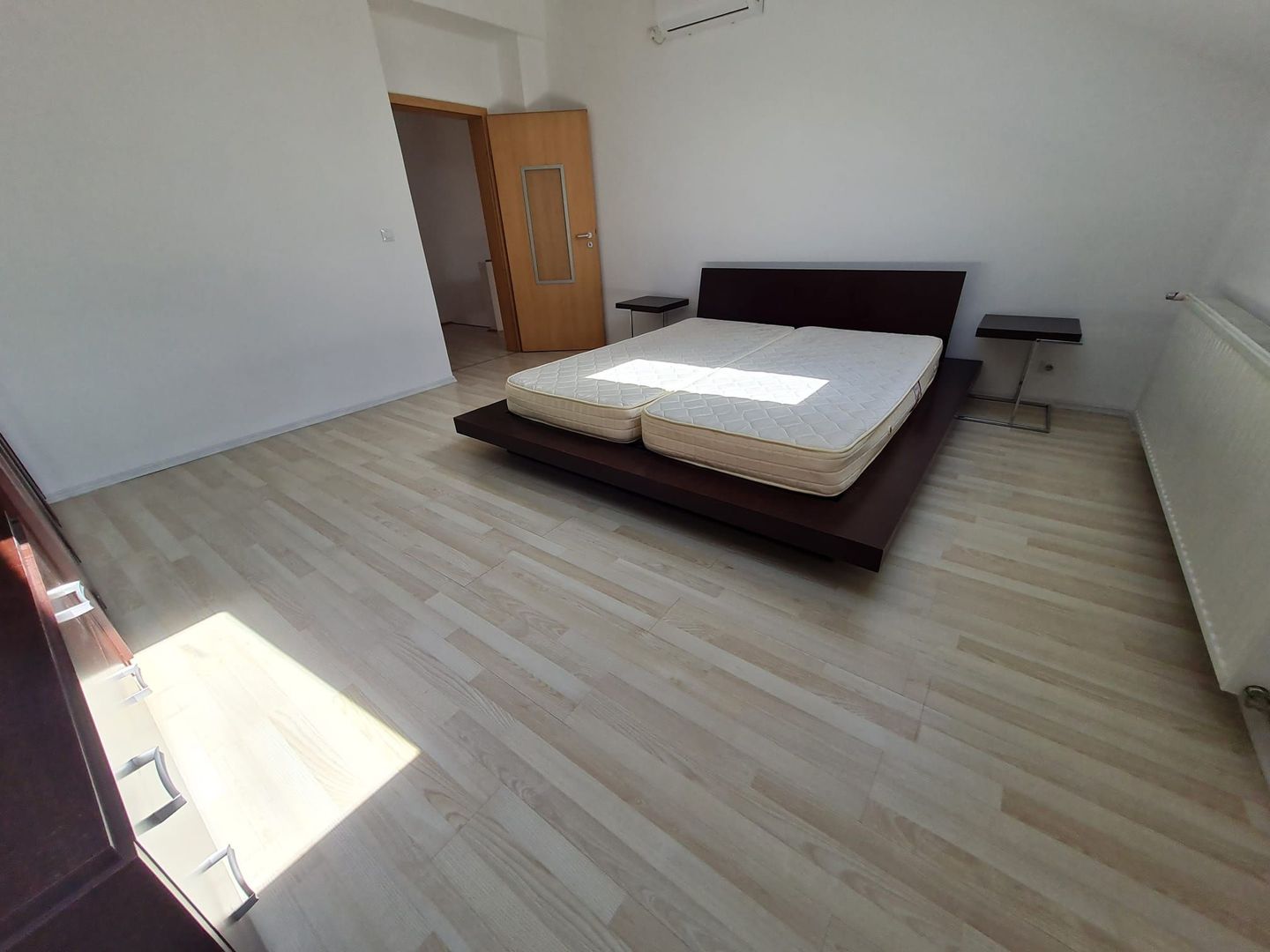 Apartament cu 3 camere de închiriat în zona Odobescu - Poză 27