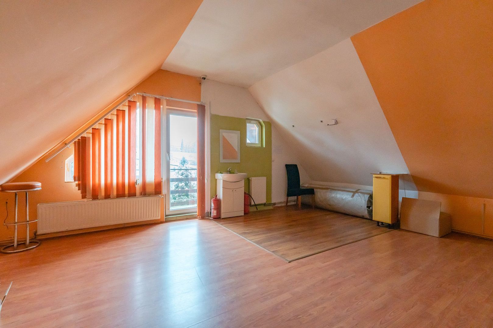 Casa individuala in Dambul Morii cu vedere spre Piatra Mare - Poză 14